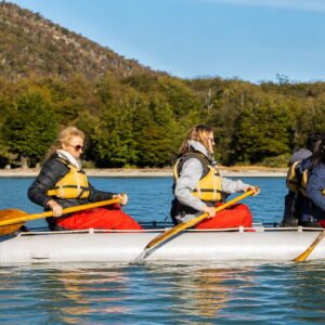 Trekking y canoas en el Parque Nacional Tierra del Fuego
