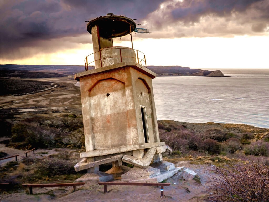 Cabo San Pablo y Estancia Pirinaica